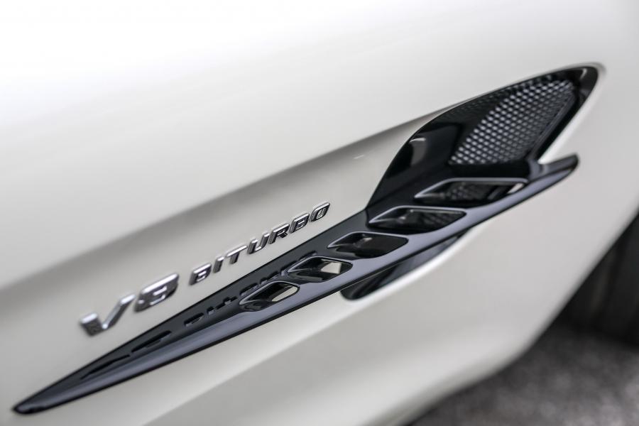 Детали экстерьера Mercedes-AMG GT R (C190) 2017 года  (MY) (фото 9 из 25)